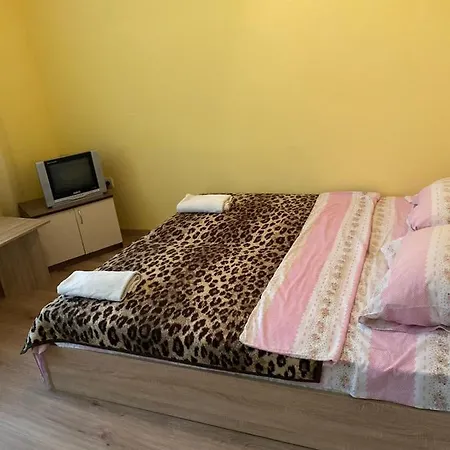 апартмент 27 юли 2