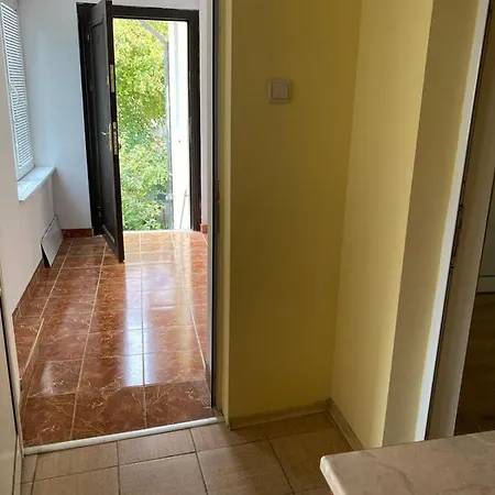 Daire апартмент 27 юли 2