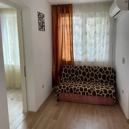 апартмент 27 юли 2