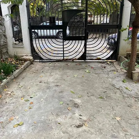 апартмент 27 юли 2 Daire *