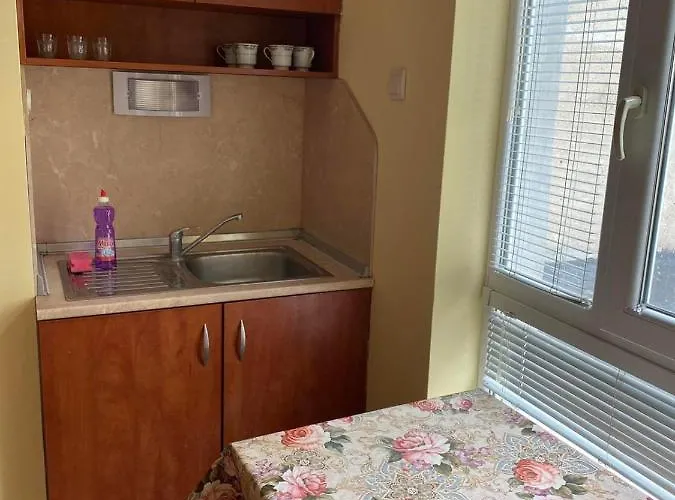 апартмент 27 юли 2