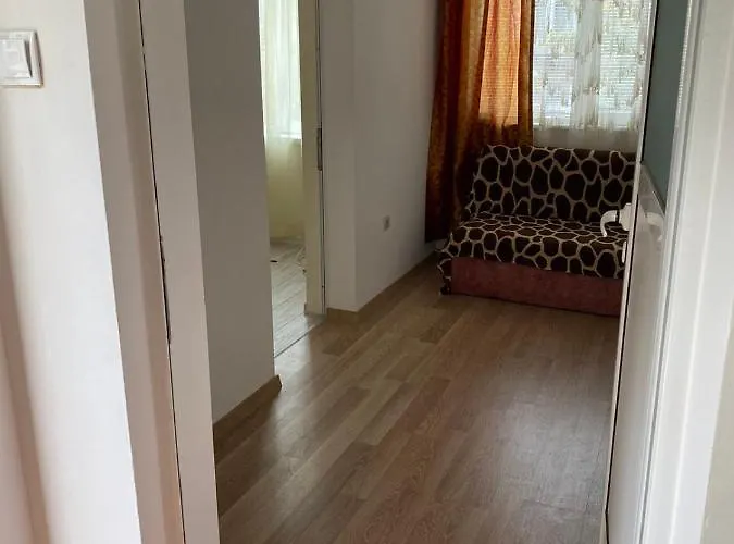 апартмент 27 юли 2 Apartament *